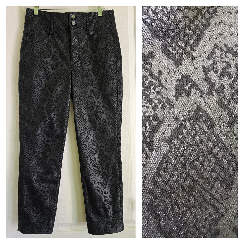 EUC WHBM Snake Print CURVY High Rise Slim Ankle Pants